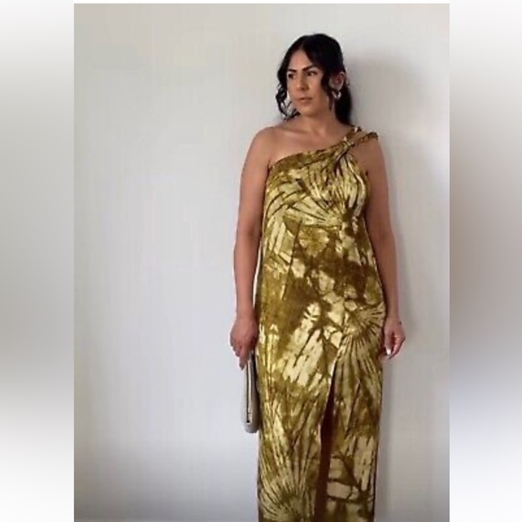 Zara Dresses & Skirts - ZARA ASYMMETRIC DRESS LIMITED EDITION
